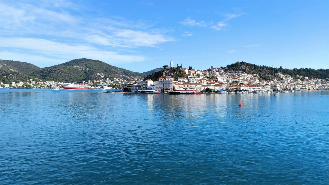 Poros im Saronischen Golf