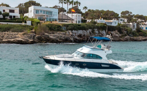 Antares 12, Helen Rose