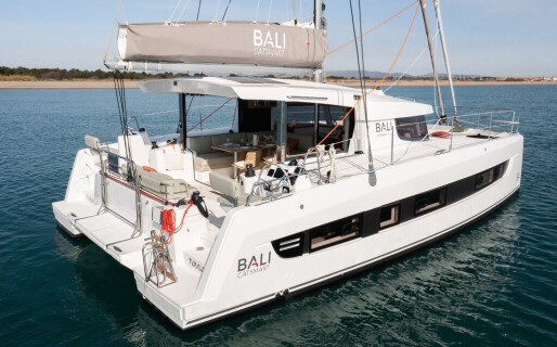 Bali Catsmart OW, Panis