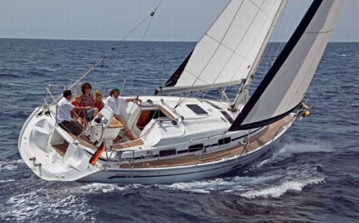 Bavaria 33 Cruiser, Konstantinos