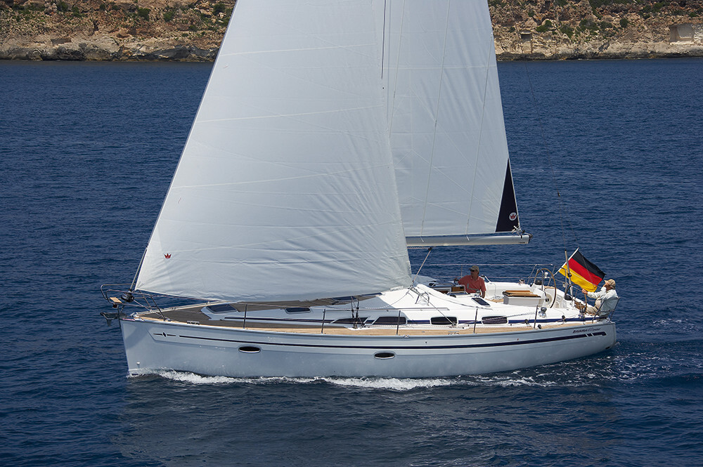 Bavaria 40 Cruiser, Fenix