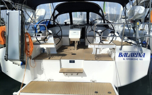 Bavaria C42, Balarina