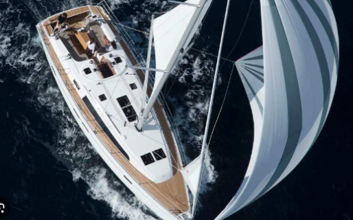 Bavaria Cruiser 46, Berry