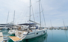 Bavaria C57 Holiday, Blue Beyond