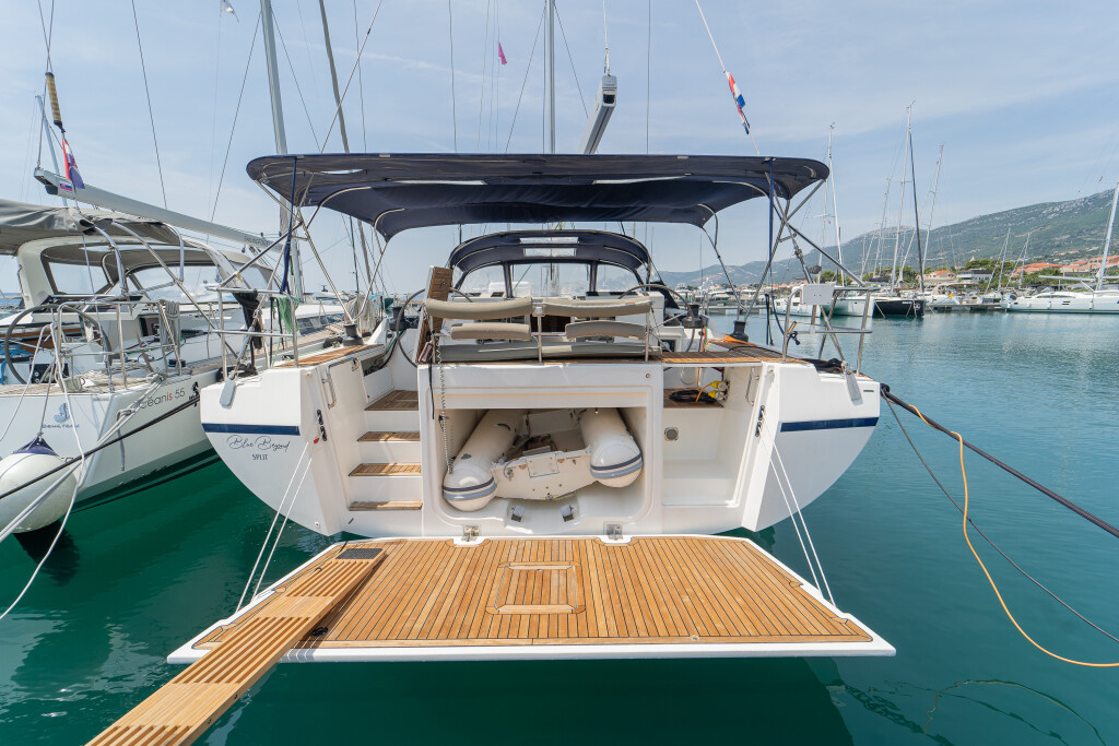 Bavaria C57 Holiday Blue Beyond