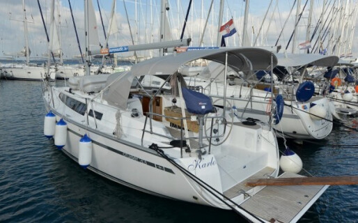 Bavaria Cruiser 33, Karlo