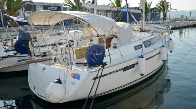 Bavaria Cruiser 33, Ami