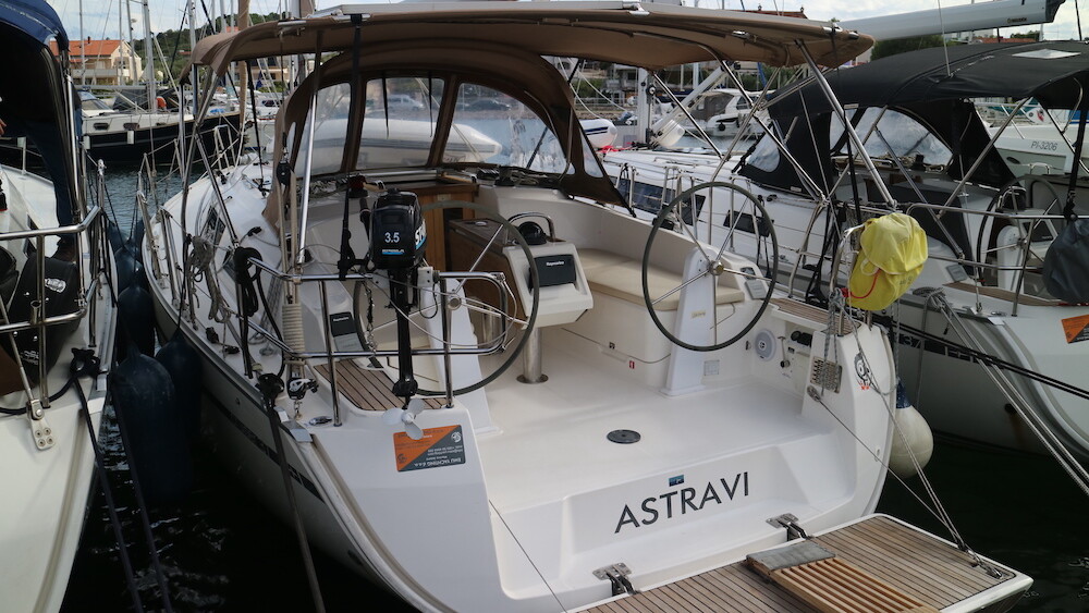Bavaria Cruiser 37 Astravi