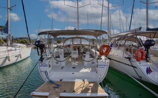 Bavaria Cruiser 41, Nafsika