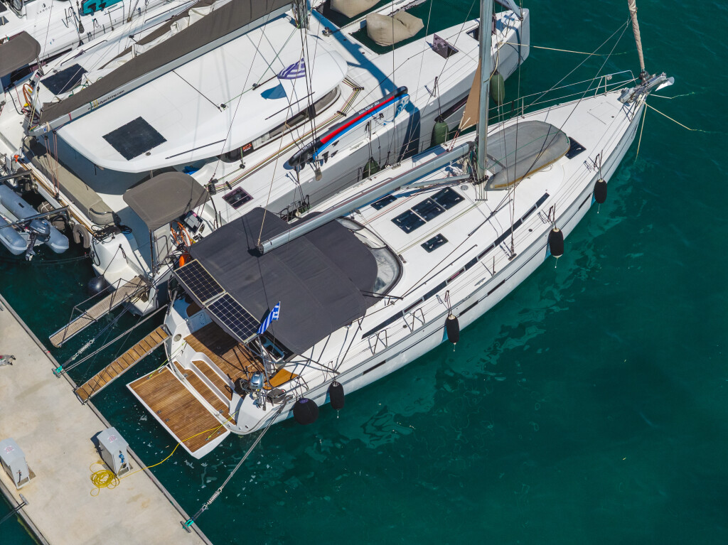 Bavaria Cruiser 45 Acrux