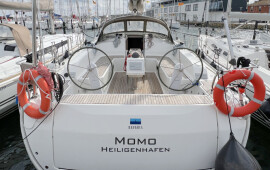 Bavaria Cruiser 46, Momo