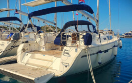 Bavaria Cruiser 46, Kore