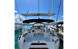 Bavaria Cruiser 46, Zazu