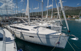 Bavaria Cruiser 46, Nauti Girl
