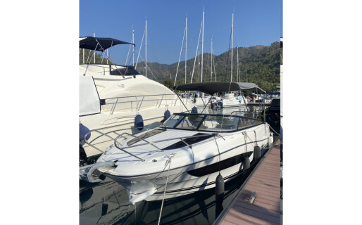 Cap Camarat 7.5 DC, Sati