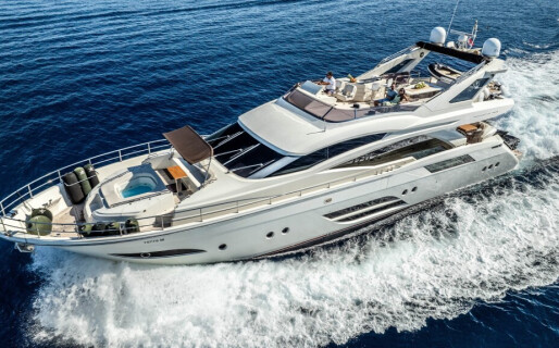 Dominator 780S Deluxe, Dalia