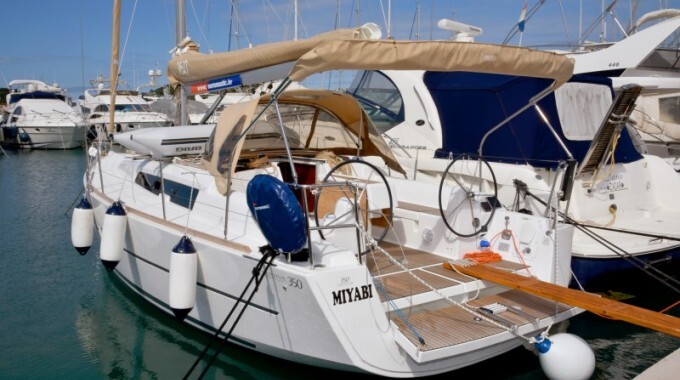 Dufour 350 GL Navita