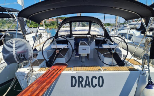 Dufour 360 GL, Draco