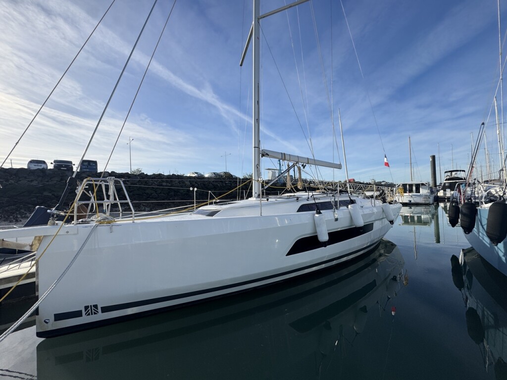 Dufour 37 Skiona