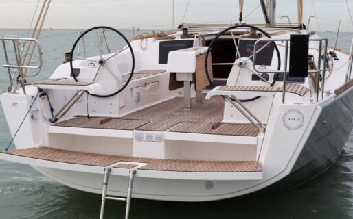 Dufour 382 GL, Prince Folegandros