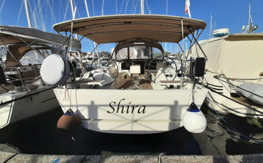 Dufour 382 GL, Shira