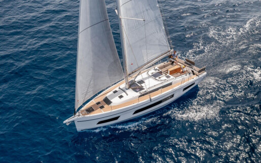 Dufour 41, Coco
