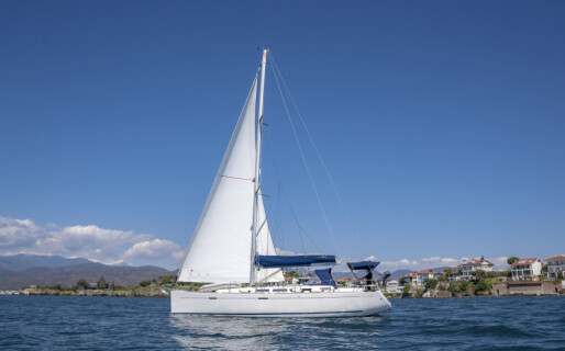 Dufour 425 GL, Esen Mila