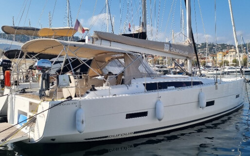 Dufour 430, Lucie