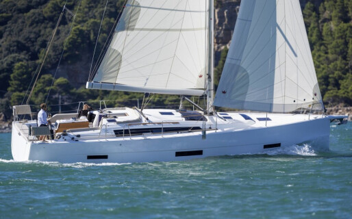 Dufour 430, Charly