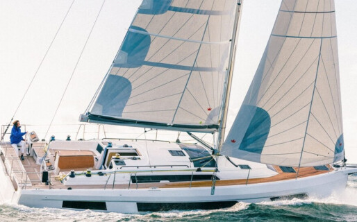 Dufour 44, CAPE HORNER