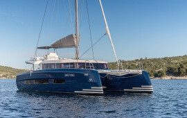 Dufour 48 Catamaran, Bro
