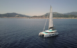 Dufour 48 Catamaran, Futura