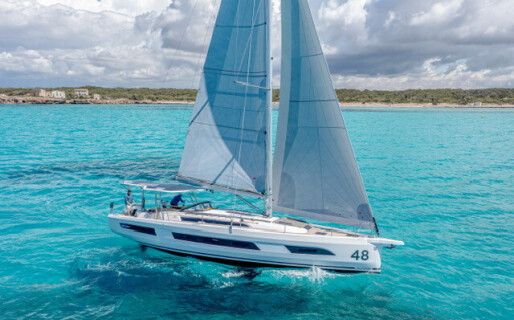 Dufour 48, Rikka