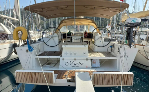 Dufour 500 GL, Maestro