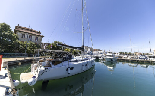 Elan Impression 45, Supreme