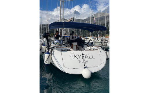 Elan Impression 45, Skyfall