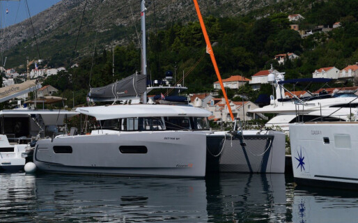 Excess 12, Silver Kiss