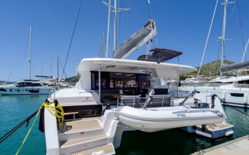 Fountaine Pajot Astrea 42, Magic Summer