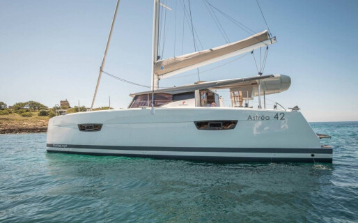 Fountaine Pajot Astrea 42, Magic Summer