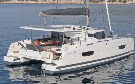 Fountaine Pajot Isla 40, Kebitree