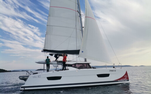 Fountaine Pajot Isla 40, Sailor Venus