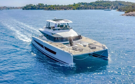 Fountaine Pajot Power 67, D2