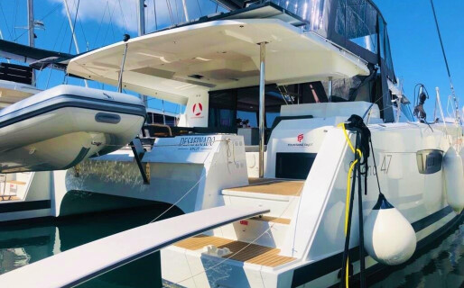 Fountaine Pajot Saona 47 Quintet, Desafinado