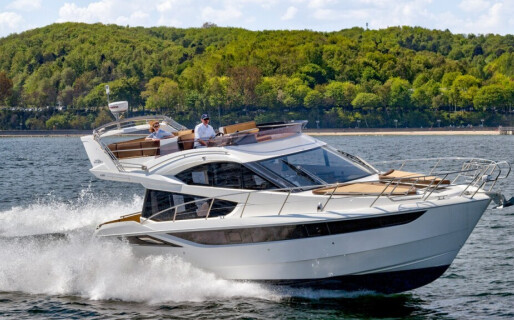 Galeon 420, Amber Blue