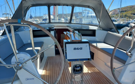 Hanse 418, Themisto