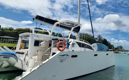 Island Spirit 410, Gauthai
