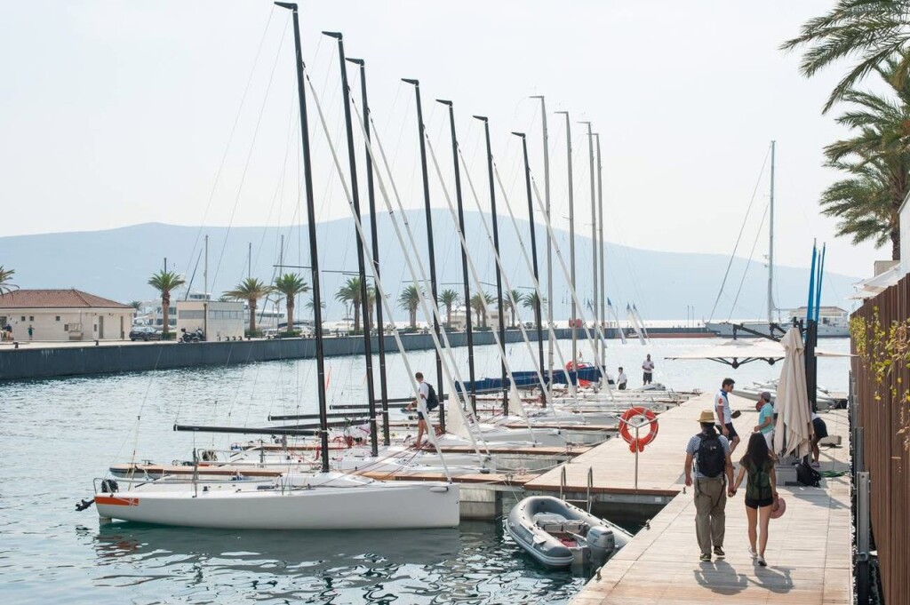 J 70 FLOW Yacht Club