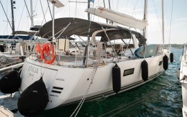 Jeanneau 64, Enija