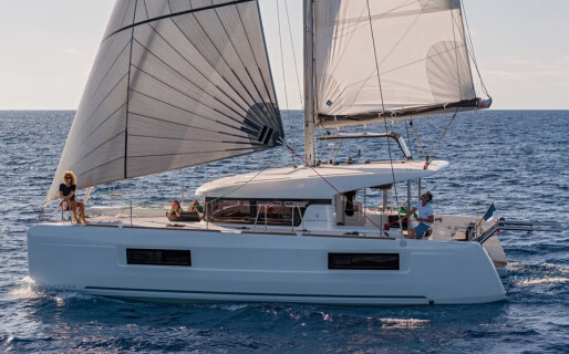 Lagoon 40, Blue Horizon