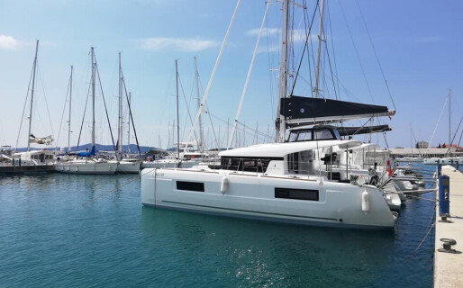 Lagoon 40, Aladabra
